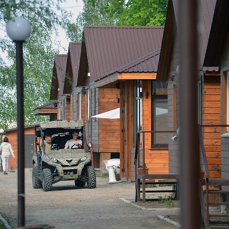 Recreational Center Rezidentsiya Hotel Yahotyn Eksteriør billede